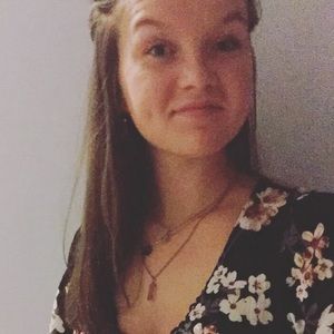 Meet your Posher, Mikayla